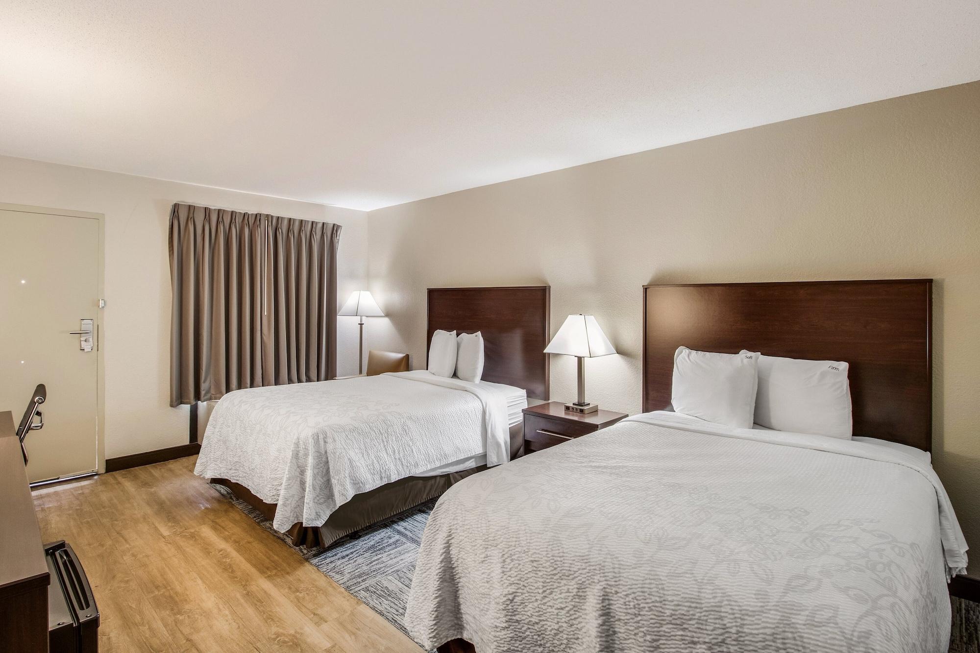 Red Roof Inn Plus+ Dallas - Addison Exterior foto